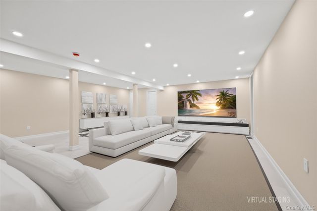 7662 174th Street, Fresh Meadows, NY 11366