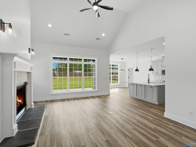 107 Willowbrook Street, Decatur, AL 35603