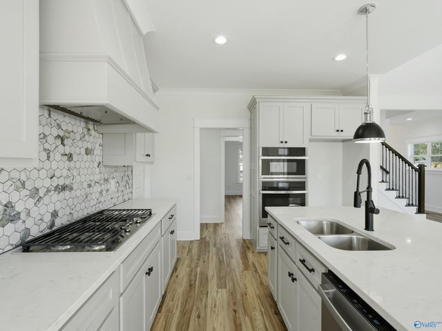 107 Willowbrook Street, Decatur, AL 35603