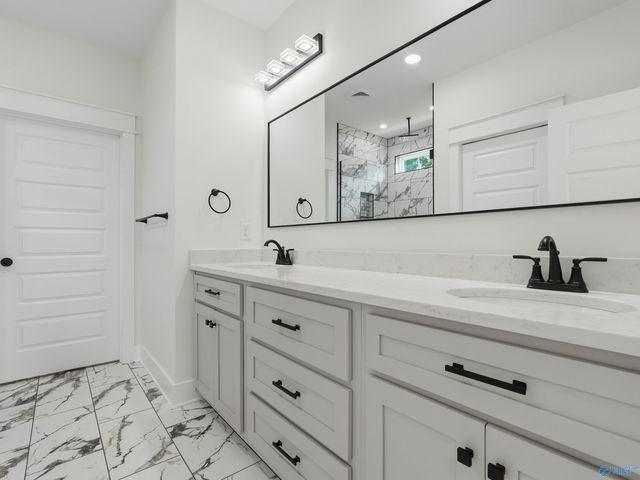 107 Willowbrook Street, Decatur, AL 35603