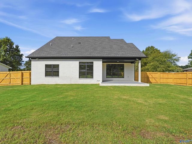 107 Willowbrook Street, Decatur, AL 35603