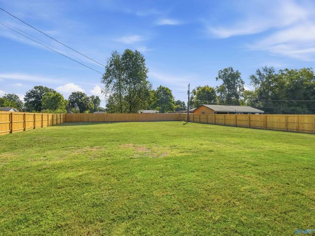 107 Willowbrook Street, Decatur, AL 35603