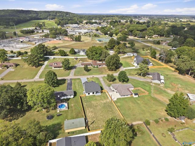 107 Willowbrook Street, Decatur, AL 35603