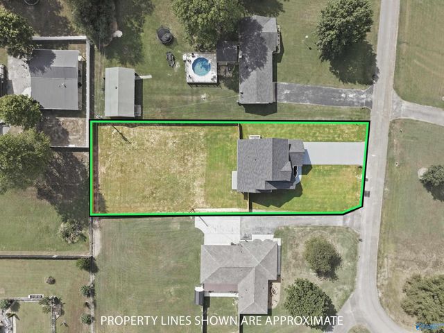 107 Willowbrook Street, Decatur, AL 35603