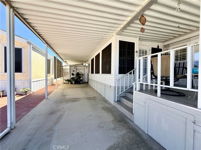 1295 S Cawston Avenue 327, Hemet, CA 92545