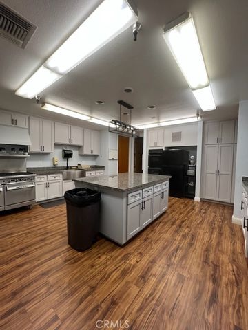 1295 S Cawston Avenue 327, Hemet, CA 92545