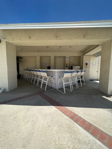 1295 S Cawston Avenue 327, Hemet, CA 92545