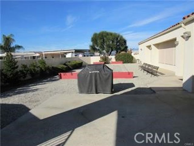 1295 S Cawston Avenue 327, Hemet, CA 92545