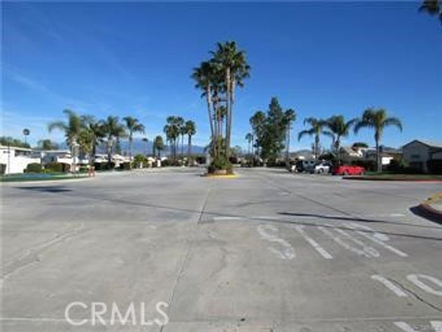 1295 S Cawston Avenue 327, Hemet, CA 92545