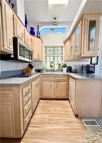 1295 S Cawston Avenue 327, Hemet, CA 92545