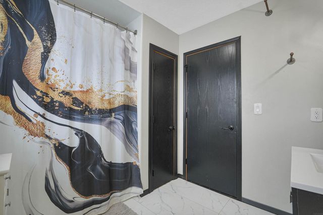 409 Broadway Street, Morrison, IA 50657