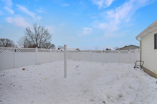 409 Broadway Street, Morrison, IA 50657