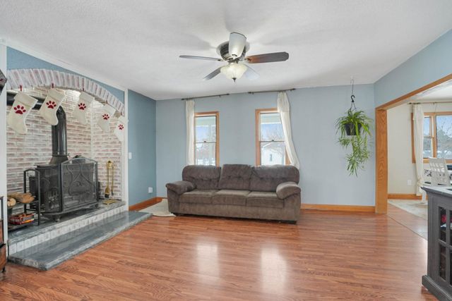 409 Broadway Street, Morrison, IA 50657