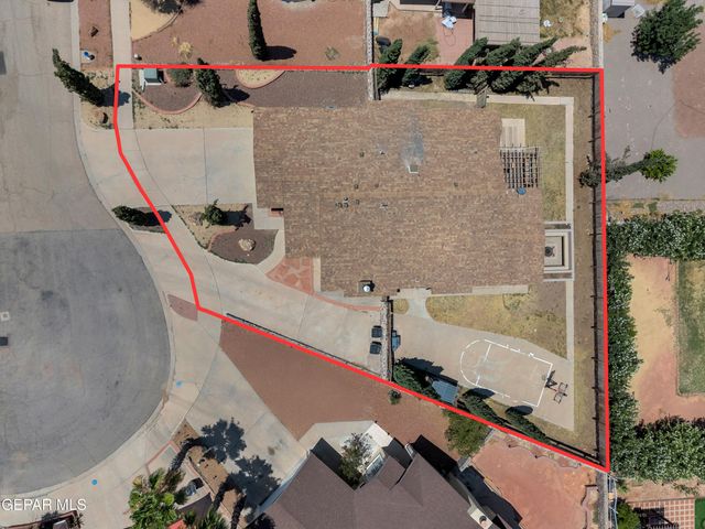5758 CASTLE Way, El Paso, TX 79932