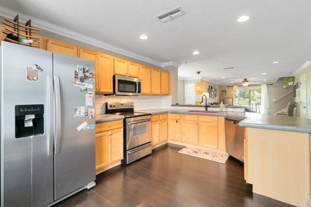 5800 LAKE POINTE VILLAGE CIRCLE 601, Orlando, FL 32822