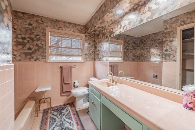 5917 Jacqueline Road, Fort Worth, TX 76112