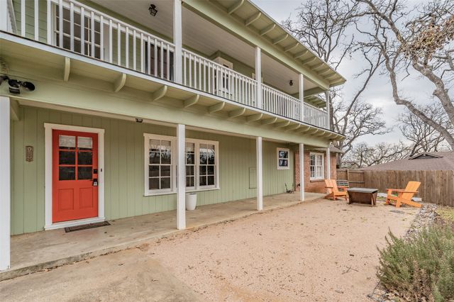 5917 Jacqueline Road, Fort Worth, TX 76112