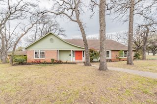 5917 Jacqueline Road, Fort Worth, TX 76112