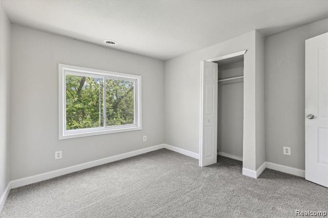 3140 Moore Street, Inkster, MI 48141