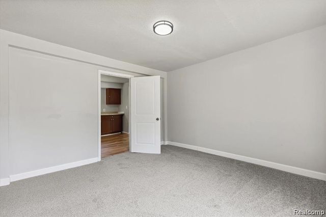 3140 Moore Street, Inkster, MI 48141