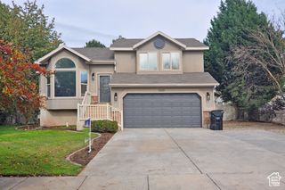 1242 W 1075 N, Clinton, UT 84015