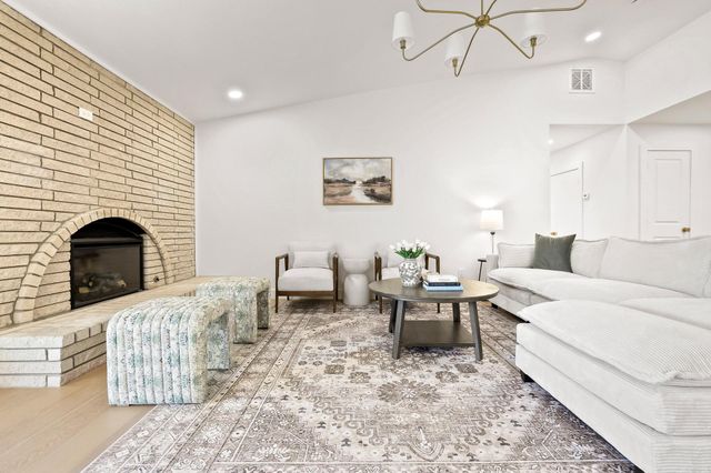 10801 Middle Knoll Drive, Dallas, TX 75238