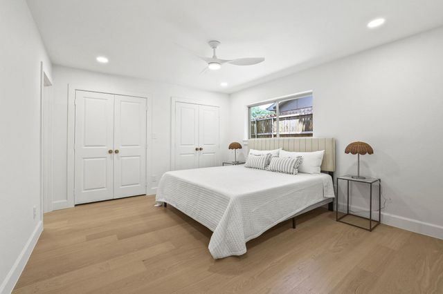 10801 Middle Knoll Drive, Dallas, TX 75238