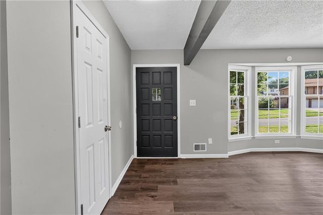 12001 E 57th Street, Kansas City, MO 64133