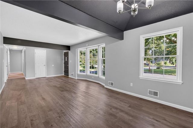 12001 E 57th Street, Kansas City, MO 64133