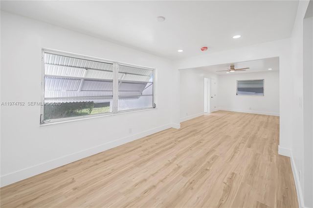 2106 Alfred Dr, Boynton Beach, FL 33426