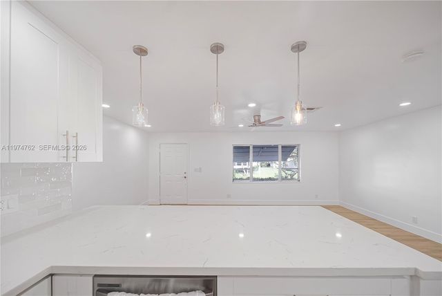 2106 Alfred Dr, Boynton Beach, FL 33426