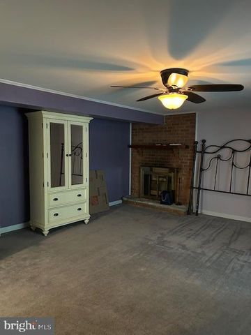 4400 YATES RD, Bensalem, PA 19020