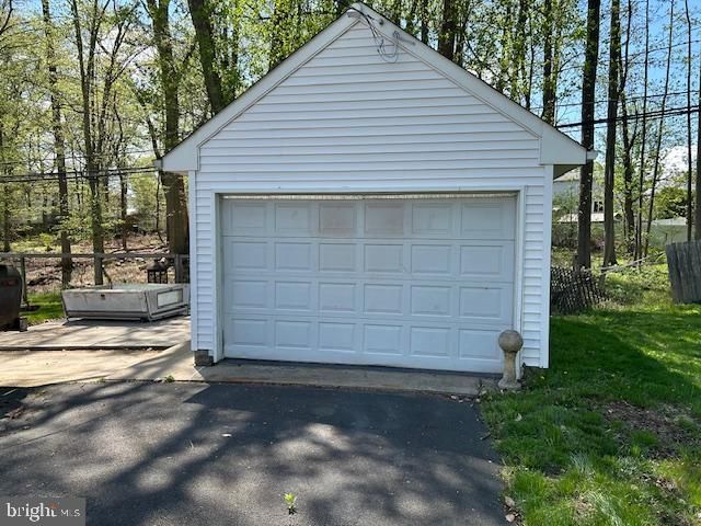 4400 YATES RD, Bensalem, PA 19020