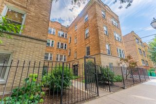3707 W Altgeld Street 1, Chicago, IL 60647