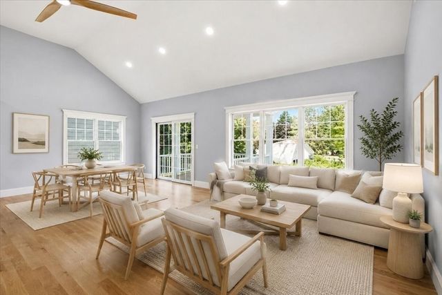 1549 Washington St 2, Walpole, MA 02081