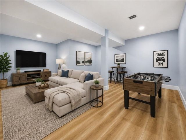 1549 Washington St 2, Walpole, MA 02081