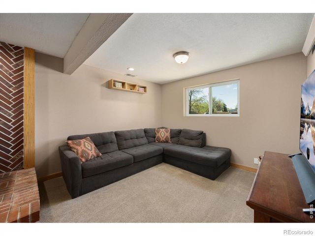 811 Table Mountain Court, Windsor, CO 80550