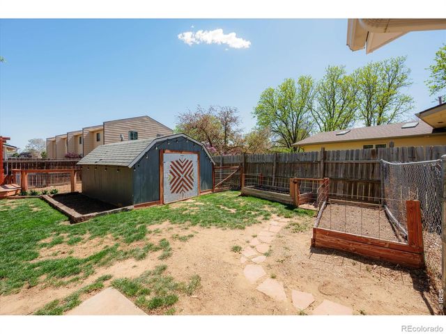 811 Table Mountain Court, Windsor, CO 80550