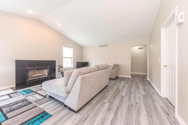 7422 Meadow Lane, Ypsilanti, MI 48197
