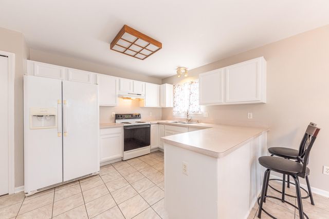 7422 Meadow Lane, Ypsilanti, MI 48197