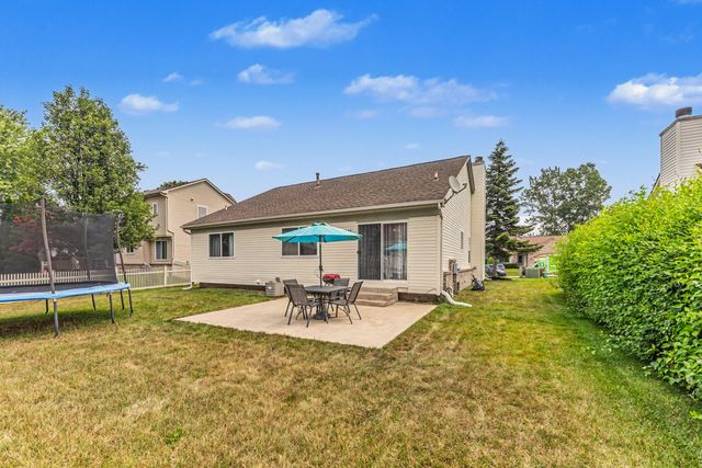 7422 Meadow Lane, Ypsilanti, MI 48197