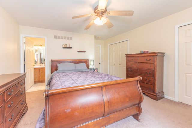 7422 Meadow Lane, Ypsilanti, MI 48197