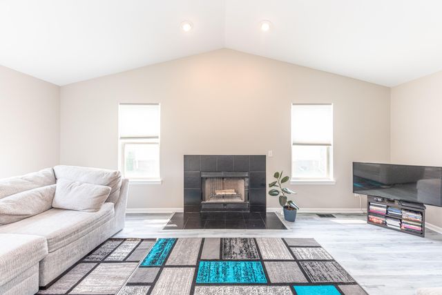 7422 Meadow Lane, Ypsilanti, MI 48197