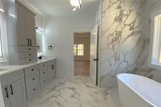 1271 Hwy 138, Monroe, GA 30655