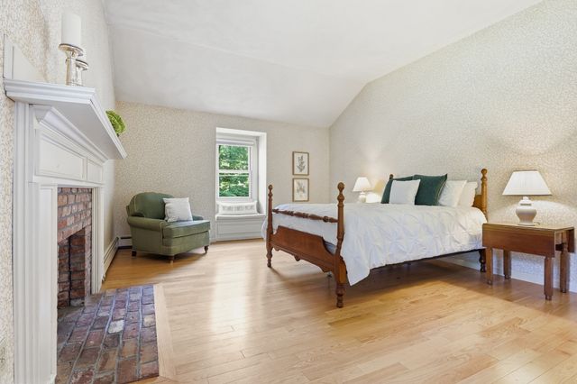 15 Silver Hill Rd, Acton, MA 01720