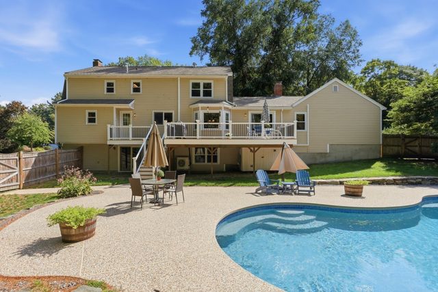 15 Silver Hill Rd, Acton, MA 01720