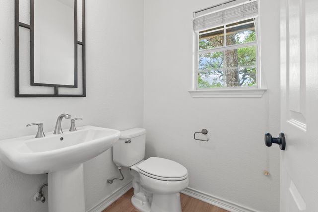 8105 Coyote RDG, Austin, TX 78737