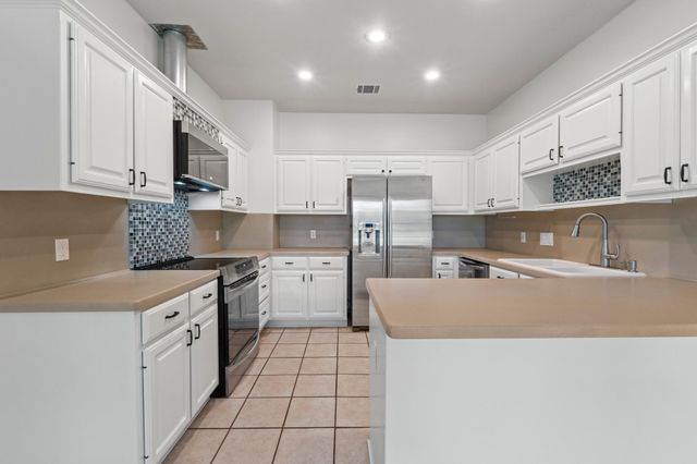 8105 Coyote RDG, Austin, TX 78737