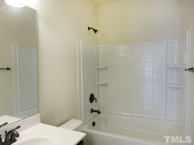 121 Bella Drive, Chapel Hill, NC 27516