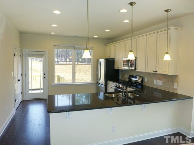 121 Bella Drive, Chapel Hill, NC 27516